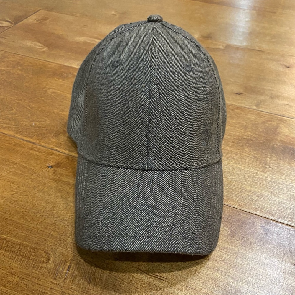 Original Penguin Munsingwear Fitted Hat Cap